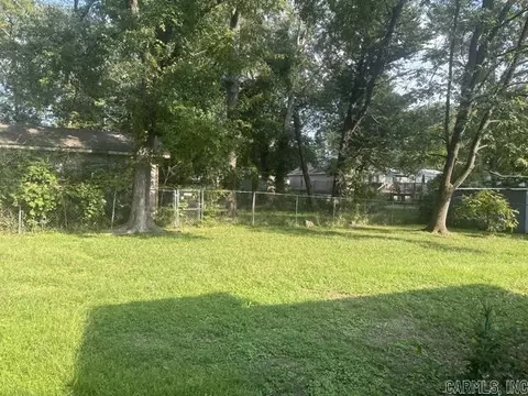 418 Jefferson St, Benton, AR 72015 photo 22