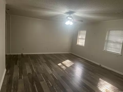418 Jefferson St, Benton, AR 72015 photo 4
