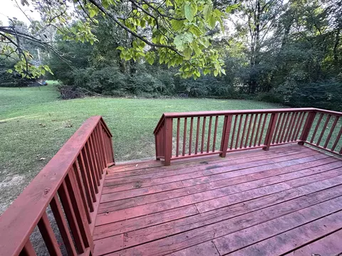 Exterior - 1805 Pine Bluff St, Malvern, AR 72104 photo 8 of 8