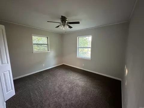 Bedroom - 1805 Pine Bluff St, Malvern, AR 72104 photo 5 of 10