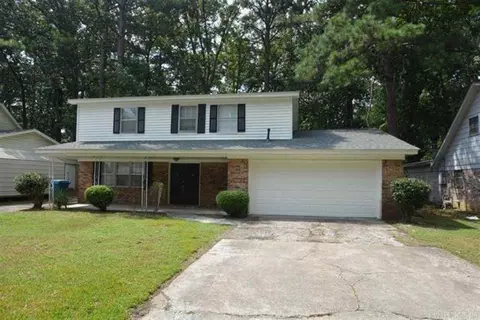 6313 Senate Dr, Little Rock, AR 72209