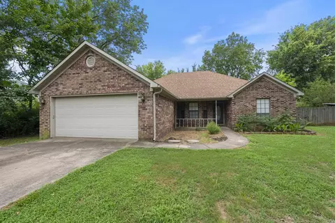 53 E Main St, Greenbrier, AR 72058