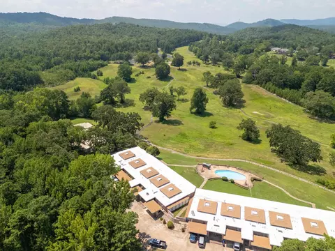 575 Belvedere Dr #10, Hot Springs, AR 71901