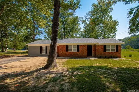 14023 Clayton Dr, Shannon Hills, AR 72103