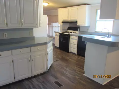 509 Myrtle St, Cabot, AR 72023 photo 4
