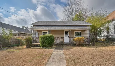 709 Ninth St, Mena, AR 71953