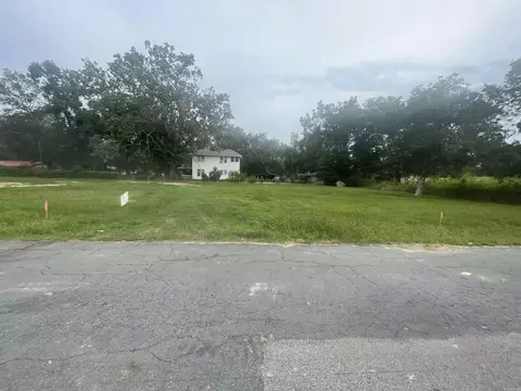 001 Sharon St, Lonoke, AR 72086