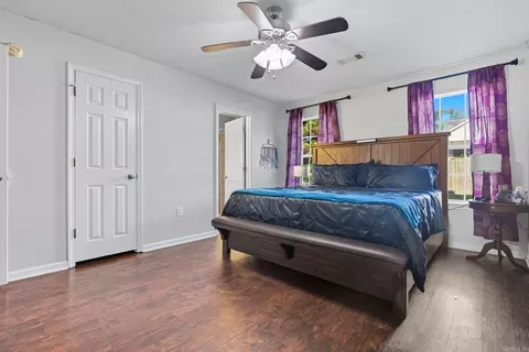 Bedroom - 2224 Cedar Ridge Dr, Benton, AR 72015 photo 2 of 3
