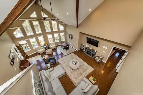Living - 55 Christopher Dr, Quitman, AR 72131 photo 5 of 5