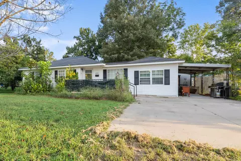 131 Saunders Dr, North Little Rock, AR 72117