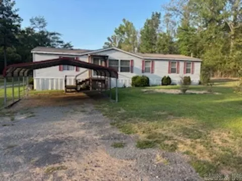 9435 Mckevin Rd, Pine Bluff, AR 71603 photo 1