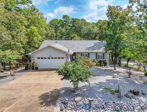 55 Doblez Cir, Hot Springs Village, AR 71909
