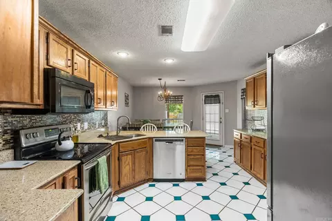 Kitchen - 520 Evening Dr, Conway, AR 72032 photo 3 of 8