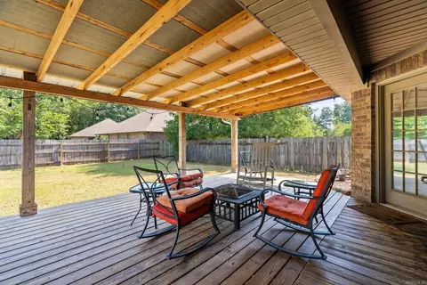 Exterior - 520 Evening Dr, Conway, AR 72032 photo 3 of 13