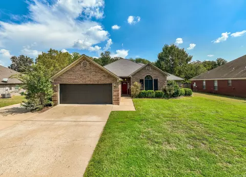Exterior - 520 Evening Dr, Conway, AR 72032 photo 1 of 13