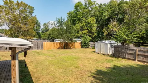 Exterior - 520 Evening Dr, Conway, AR 72032 photo 8 of 13