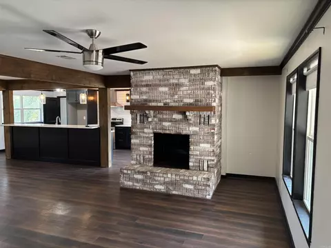Living - 2 North Dr, Conway, AR 72034 photo 1 of 10