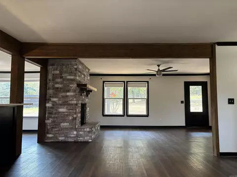 Living - 2 North Dr, Conway, AR 72034 photo 5 of 10