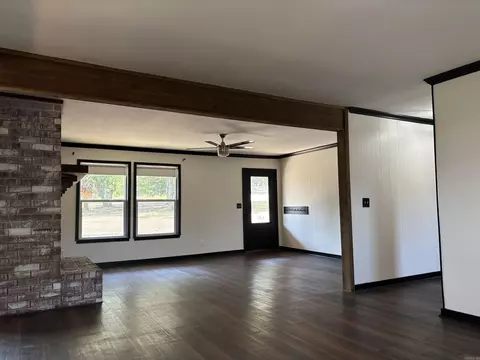 Living - 2 North Dr, Conway, AR 72034 photo 3 of 10