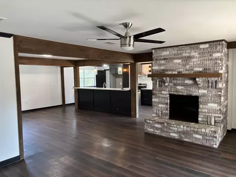 Living - 2 North Dr, Conway, AR 72034 photo 10 of 10