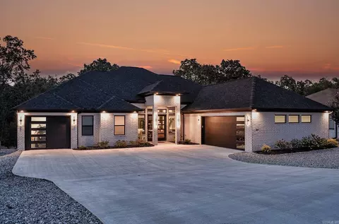 41 Linares Ln, Hot Springs Village, AR 71909