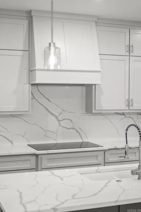 Kitchen - 6833 Rudolph Rd, Alexander, AR 72002 photo 4 of 5