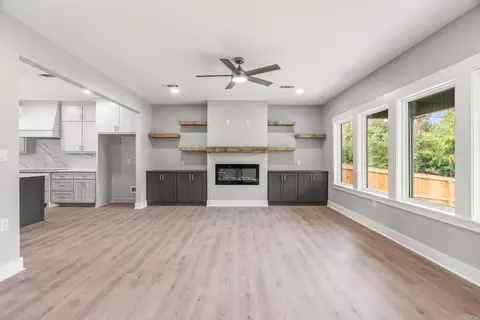 Living - 6833 Rudolph Rd, Alexander, AR 72002 photo 3 of 4
