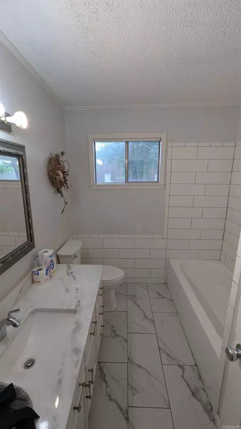 Bath - 116 Combs St, Tuckerman, AR 72473 photo 2 of 2