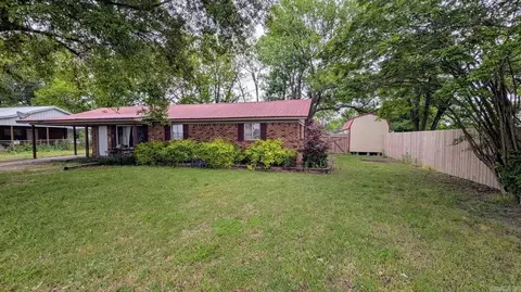 Exterior - 116 Combs St, Tuckerman, AR 72473 photo 1 of 5