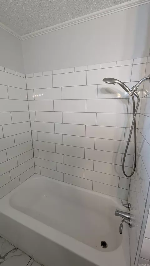 Bath - 116 Combs St, Tuckerman, AR 72473 photo 1 of 2