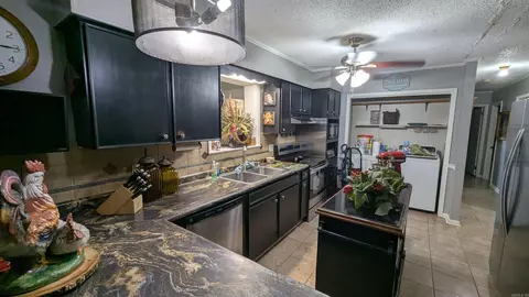 Kitchen - 116 Combs St, Tuckerman, AR 72473 photo 1 of 1