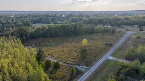 71 W Kinzer Ln, Searcy, AR 72143