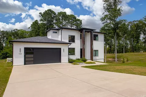 1020 Hunter Lee Dr, Bryant, AR 72022 photo 2
