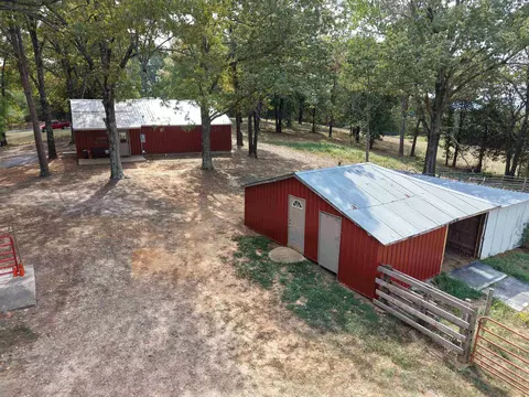 Exterior - 400 School St, Melbourne, AR 72556 photo 2 of 18