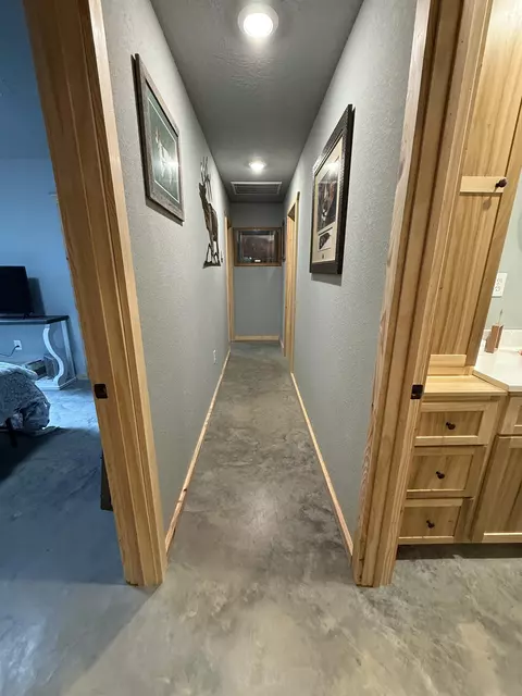 Entry Way - 400 School St, Melbourne, AR 72556 photo 1 of 1
