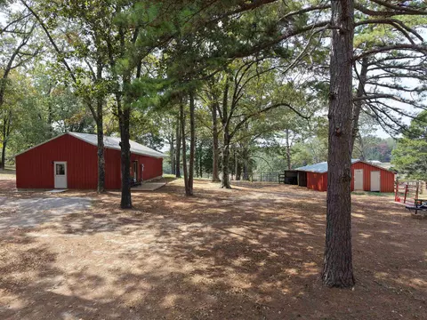 Exterior - 400 School St, Melbourne, AR 72556 photo 1 of 18