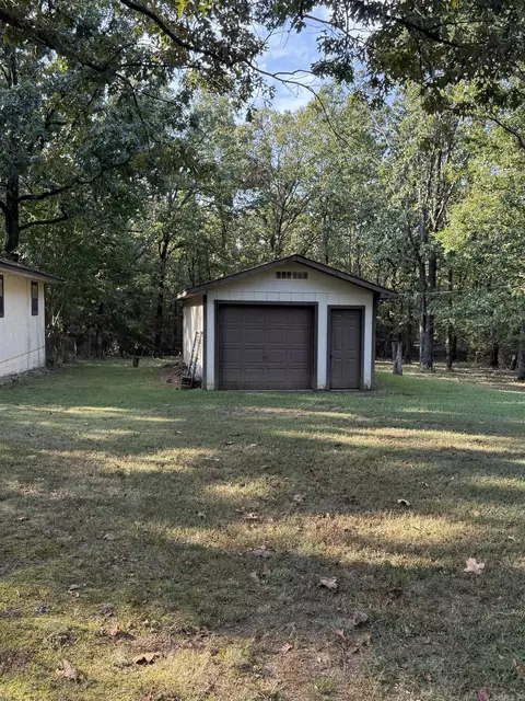 Exterior - 125 Maple St, Cabot, AR 72023 photo 5 of 11