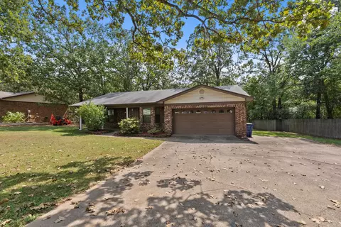 Exterior - 125 Maple St, Cabot, AR 72023 photo 2 of 11