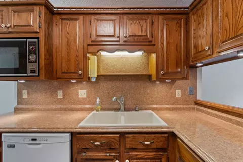 Kitchen - 125 Maple St, Cabot, AR 72023 photo 2 of 4