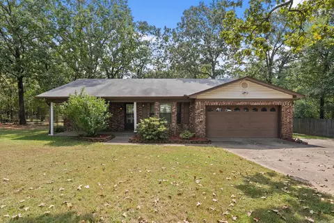 Exterior - 125 Maple St, Cabot, AR 72023 photo 1 of 11