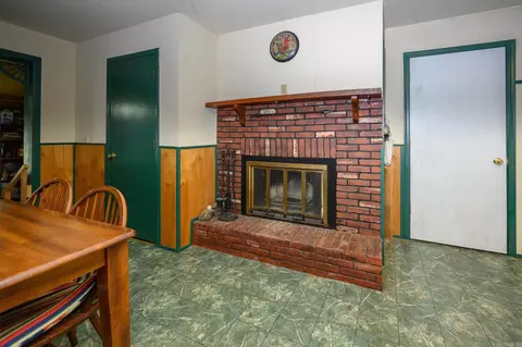Dining - 199 Polk Road 414, Mena, AR 71953 photo 2 of 4