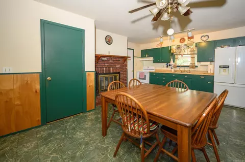 Dining - 199 Polk Road 414, Mena, AR 71953 photo 1 of 4