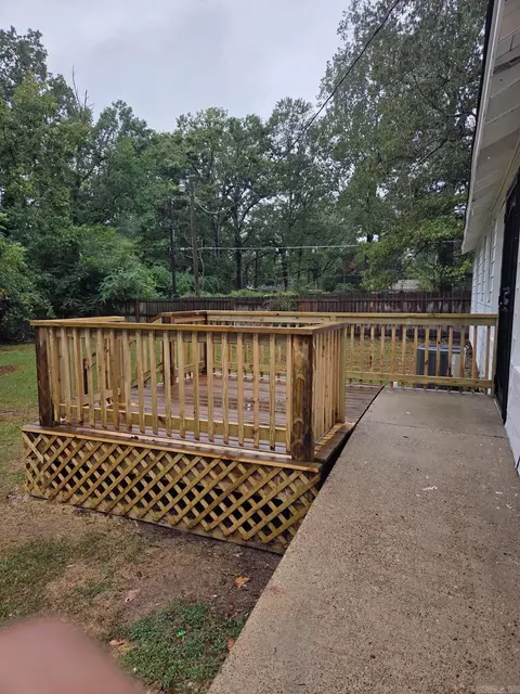 Exterior - 820 W 34th Ave, Pine Bluff, AR 71603 photo 3 of 4