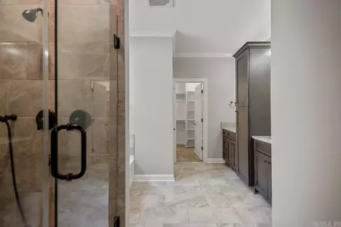 Entry Way - 3611 Logan Ridge Dr, Bryant, AR 72022 photo 4 of 5