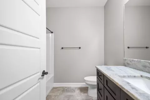 Bath - 3611 Logan Ridge Dr, Bryant, AR 72022 photo 2 of 4