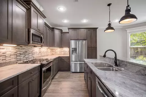 Kitchen - 3611 Logan Ridge Dr, Bryant, AR 72022 photo 3 of 4