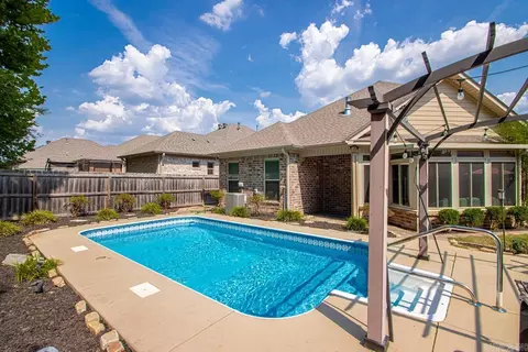 Exterior - 3611 Logan Ridge Dr, Bryant, AR 72022 photo 6 of 12
