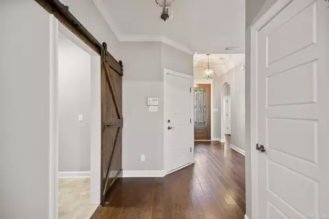 Entry Way - 3611 Logan Ridge Dr, Bryant, AR 72022 photo 2 of 5