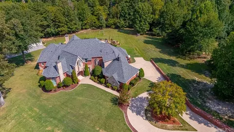 4110 Serene Dr, Bauxite, AR 72011 photo 4