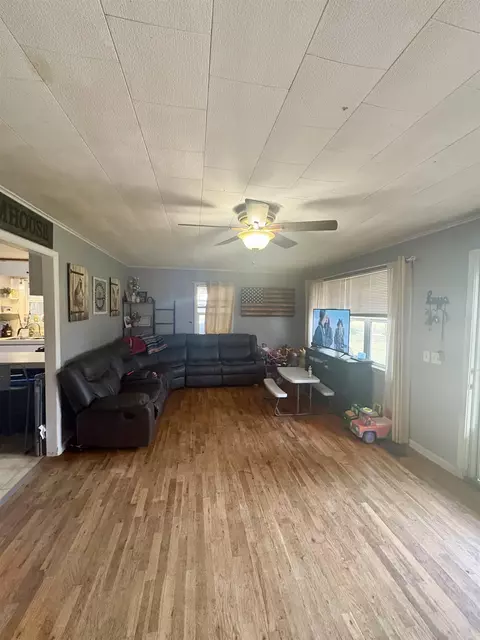 Living - 782 Sidney Rd, Sidney, AR 72577 photo 1 of 1